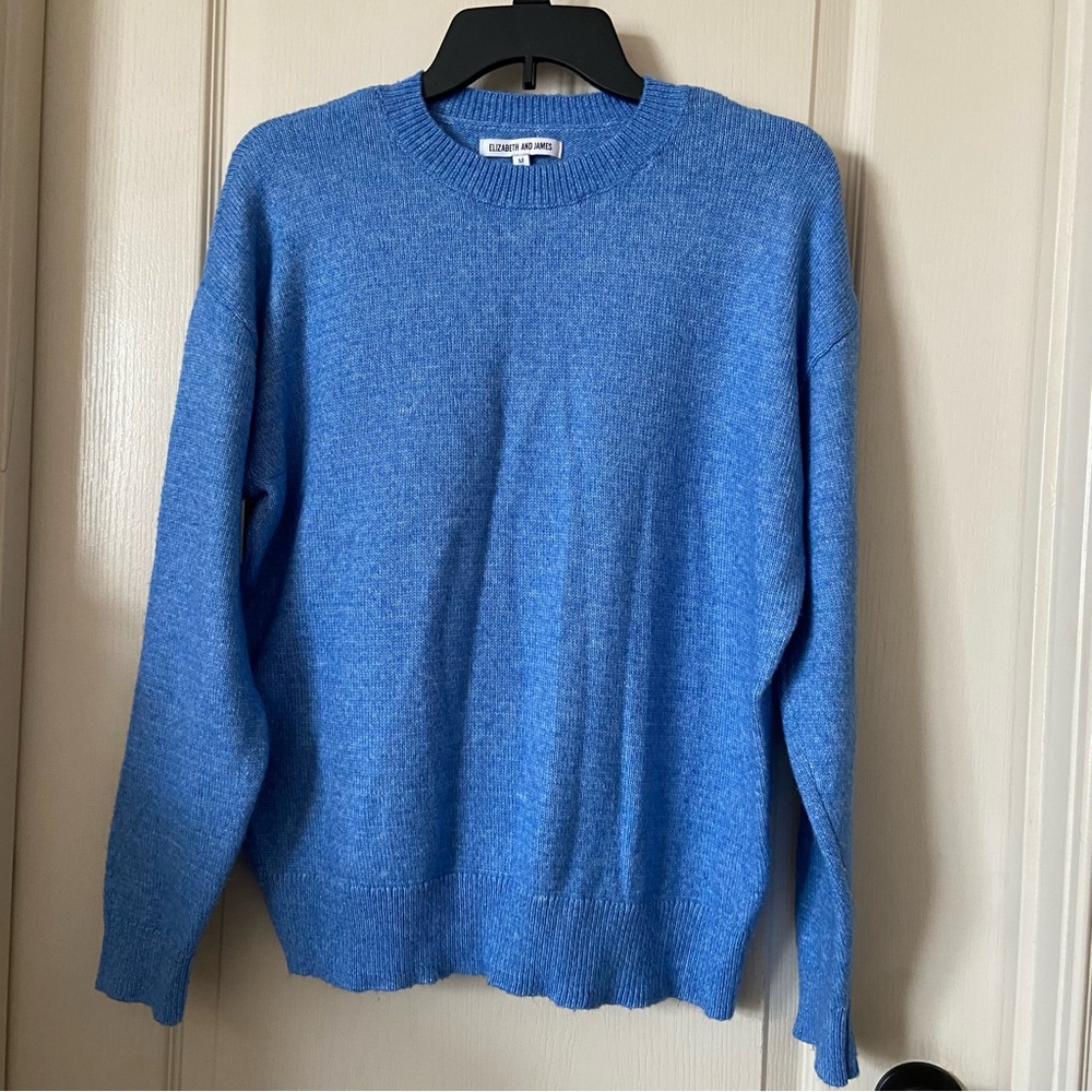 🌟NWOT Elizabeth and James Blue Sweater🌟
